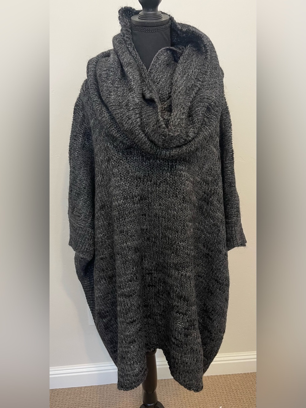 Joseph A Charcoal Alpaca Wool Poncho Sweater Detachable Cowl Neck One Size